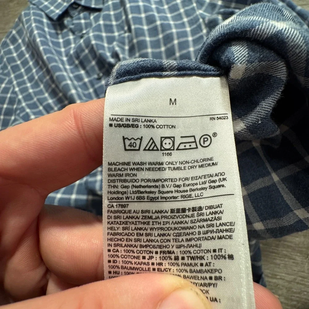Banana Republic socialflare curated